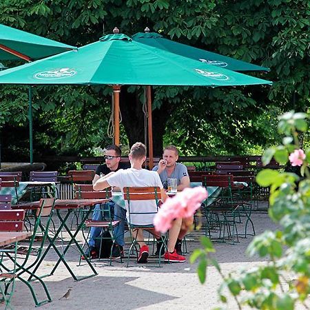 Hofmark Brauereigasthof Hotell Lenting Exteriör bild