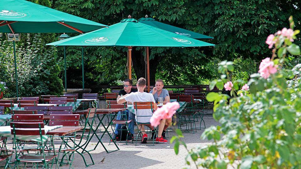 Hofmark Brauereigasthof Hotell Lenting Exteriör bild