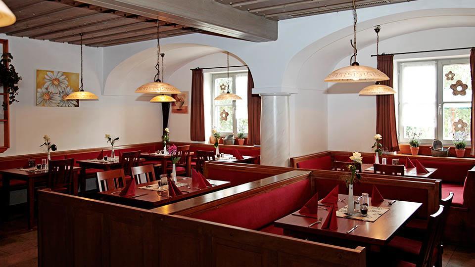 Hofmark Brauereigasthof Hotell Lenting Exteriör bild