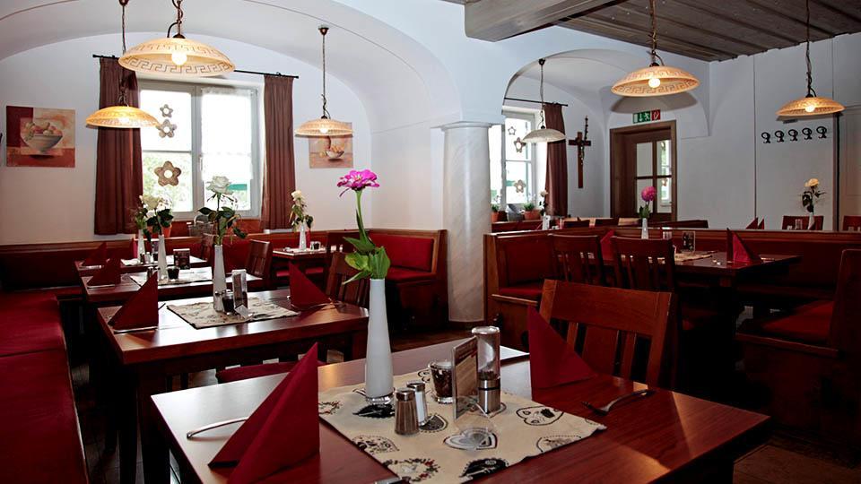 Hofmark Brauereigasthof Hotell Lenting Exteriör bild